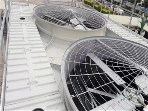 空冷器與密閉式冷卻塔的比較(鼓風(fēng)式密閉式冷卻塔制冷量是多少)